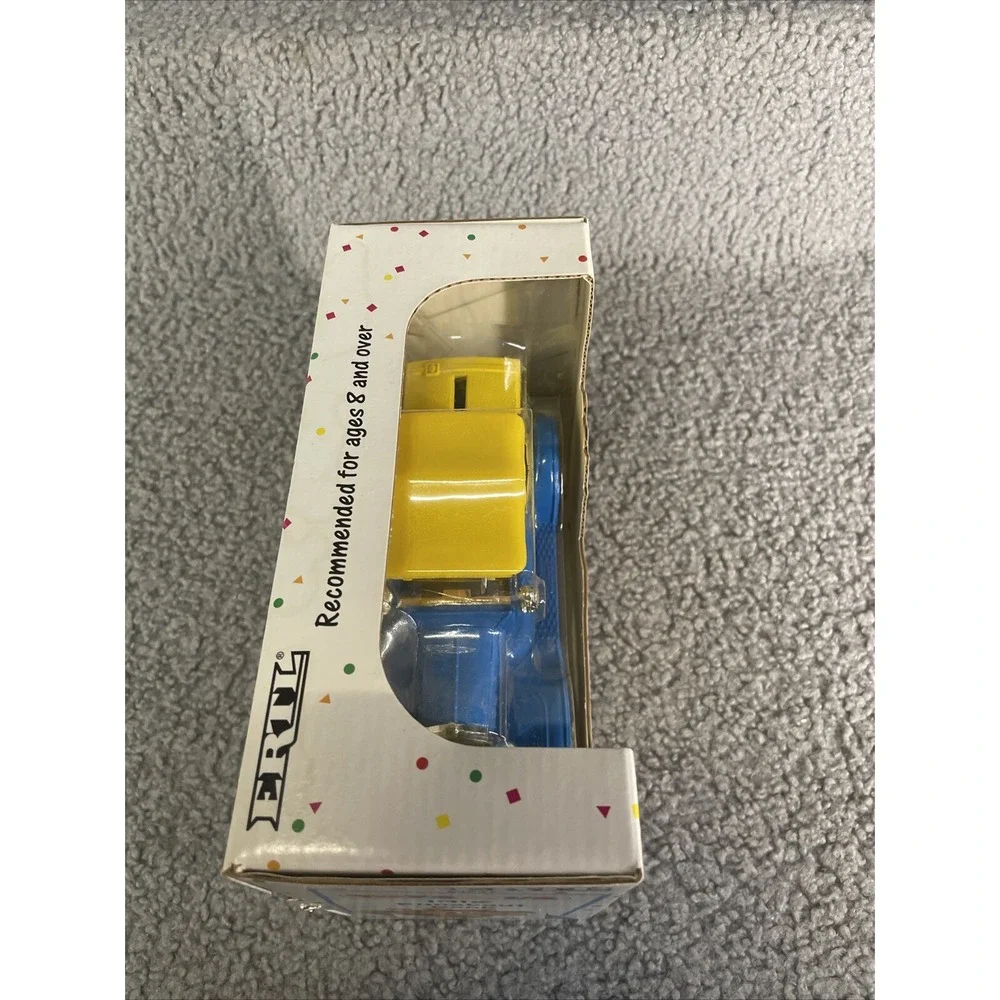 NEW Vintage Toys R Us Geoffrey 1918 Runabout‎ Die Cast Bank ERTL 1993 SEALED